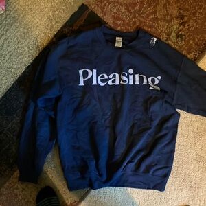 Pleasing sweatshirt size medium